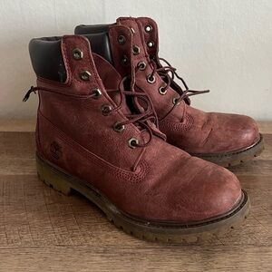 Timberland 6 Inch Premium Burgundy Waterproof Boots Size 7.5